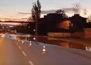 Ana su dağıtım borusu patladı