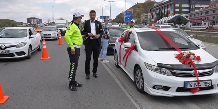 ‘Bakanlık personeliyim’ dedi, polisleri tehdit etti