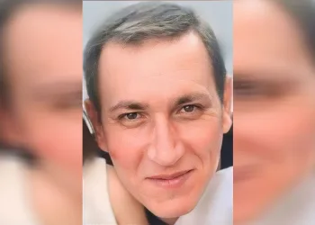 Lisede hademe olan şahıs ölü bulundu