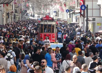 Taksim’de bayram yoğunluğu