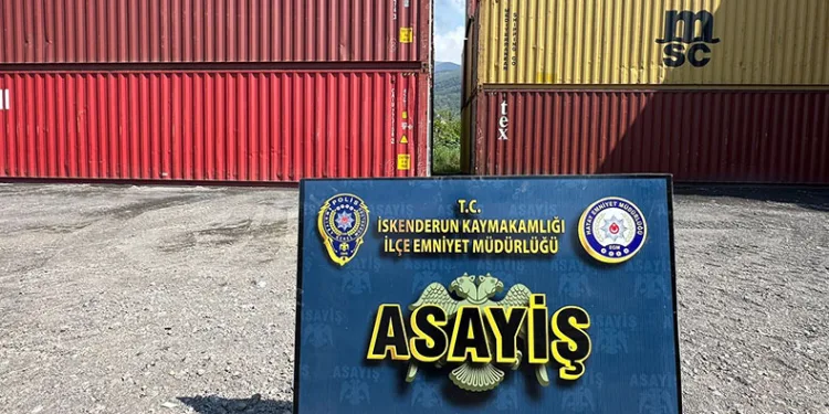 Devasa 6 konteyneri çalan 3 şahıs tutuklandı
