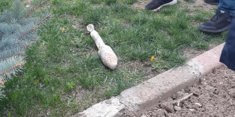 Kazıda anti-tank mermisi bulundu