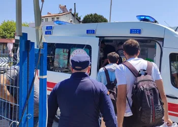 Gezi teknesinde yaralanınca tahliyesi yapıldı