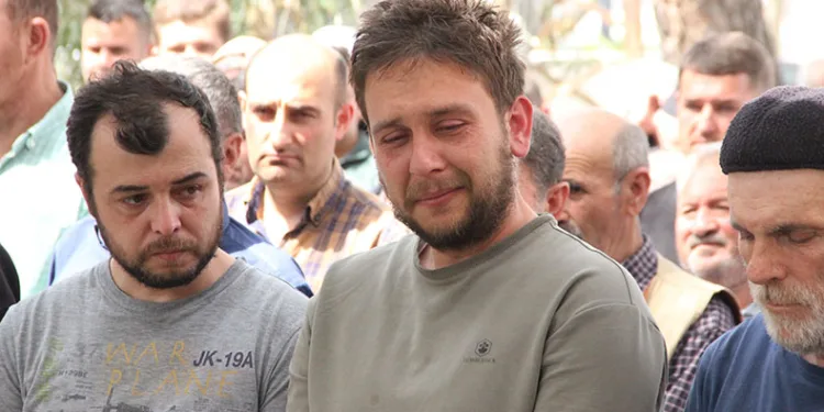 Bu acıya yürek dayanmaz