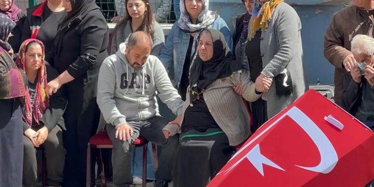 Kazada hayatını kaybeden polis Sarıkamış’ta toprağa verildi