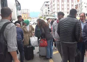 Hatay otogarında bayram yoğunluğu