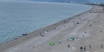 Antalya’da tatilcilere kapalı hava sürprizi