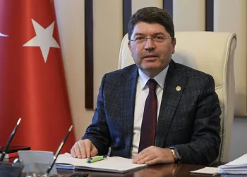 “İsrail, örgüt gibi hareket ediyor”