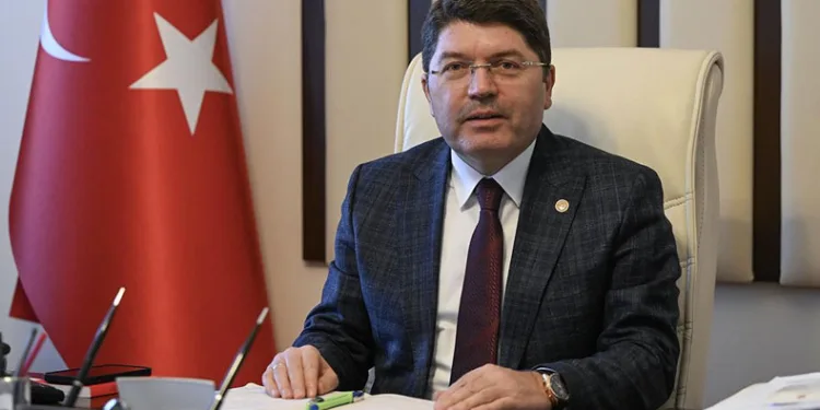 “İsrail, örgüt gibi hareket ediyor”