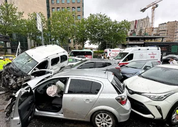İstanbul’da zincirleme kaza