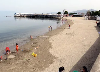 Mudanya’da deniz sezonu erken açıldı