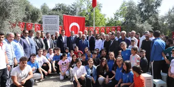 Dünya ve olimpiyat şampiyonu İsmet Atlı kabri başında anıldı