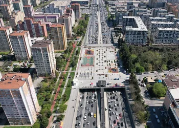 İstanbul’da trafik yoğunluğu havadan görüntülendi