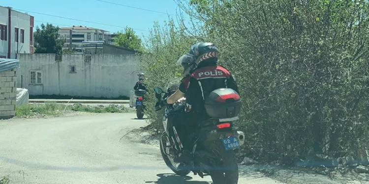 Aranan şahıs polis ekiplerini harekete geçirdi