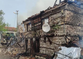 Bursa’da müstakil evde çıkan yangın söndürüldü