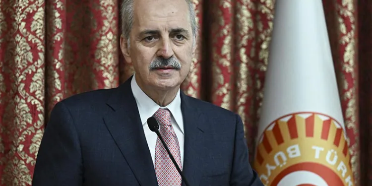 TBMM Başkanı Kurtulmuş, tebrikleri kabul etti