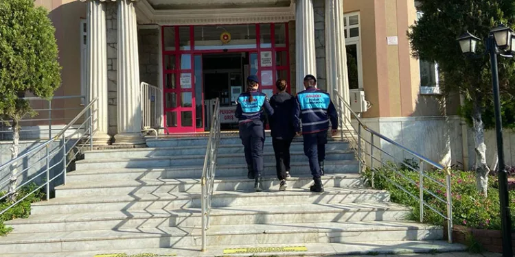 Üzerinde uyuşturucu ile yakalandılar