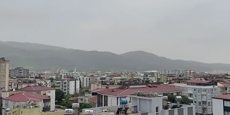 Osmaniye’de toz taşınımı hayatı olumsuz etkiledi