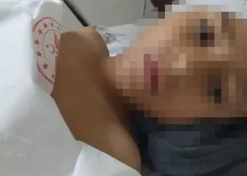 Okula yaptırılan hayrat çeşmenin mermer bloğu çöktü