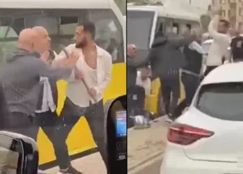 Minibüs şoförlerinin yumruklu sopalı kavgası kamerada