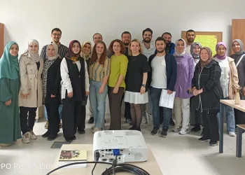 Toplum sağlığı eğitimleri sürüyor