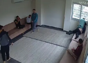 Bakımevindeki dayak dehşeti kamerada