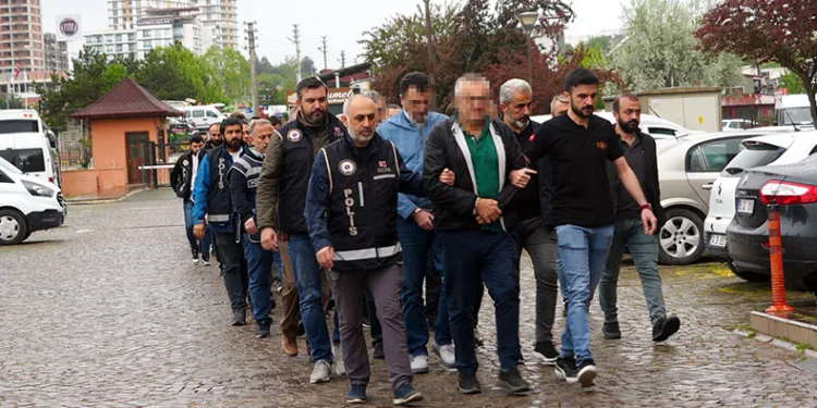 Aralarında eski il özel idaresi genel sekreteri ve hakim de bulunuyor