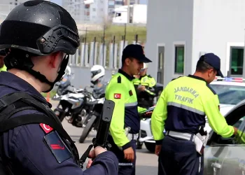 Jandarma ekipleri trafik denetimlerini arttırdı