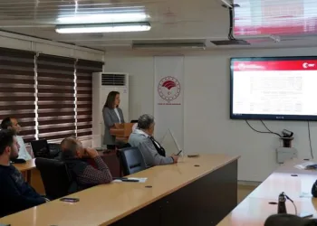 Adana’dan Rusya’ya ihracat yapanlara eğitim verildi