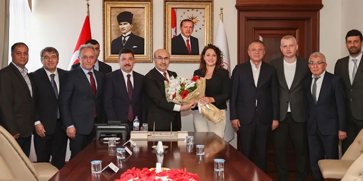 Zeytinbağı ortaokulu için ilk imzalar atıldı