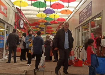 Malatya’da konteyner çarşılarda yoğunluk yaşanıyor
