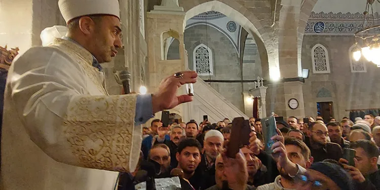 Sakal-ı Şerif’e yoğun ilgi