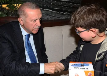 Cumhurbaşkanı Erdoğan, gençlerle bir araya geldi