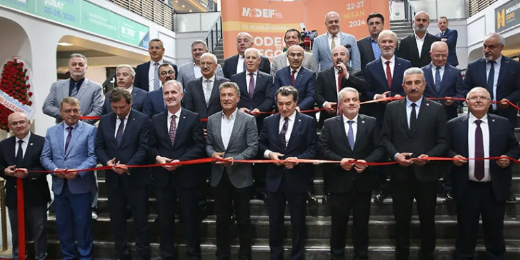 “İnegöl mobilyasını dünyaya tanıtmak hepimizin sorumluluğudur”