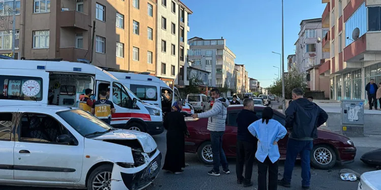 Kapaklı’da bayram günü kaza: 13 yaralı
