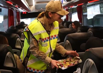 Tunceli’de ‘tatlı’ karşılama