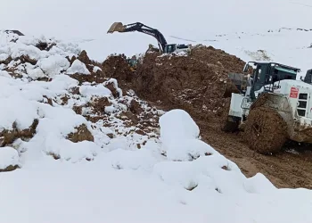 Heyelan sonucu kapan köy yolu kontrollü olarak açıldı