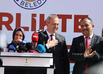 Adem Uzun, görevi devraldı