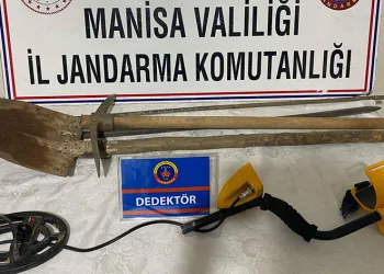 Defineciler suçüstü yakalandı