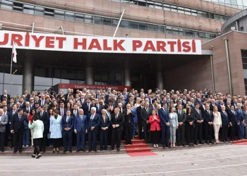 Başkanlar Yerel Yönetimler Çalıştayı’na katıldı