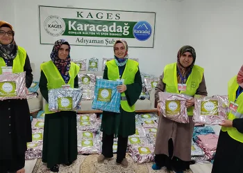 Yetim ve öksüz çocuklara bayram sevinci yaşatıldı