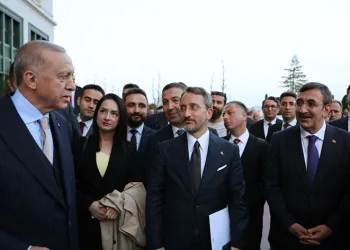 “Öğretmen atamaları fazla uzamayacak”