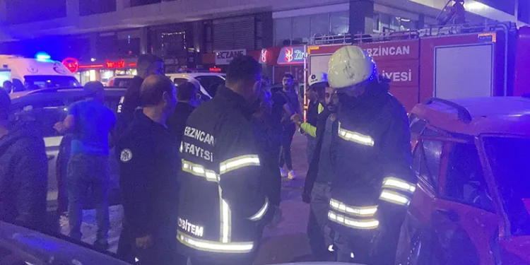 Erzincan’da trafik kazası: 5 yaralı