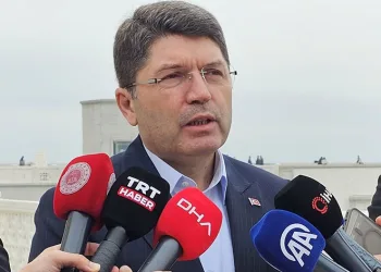 “İsrail’e devlet demek mümkün değil”