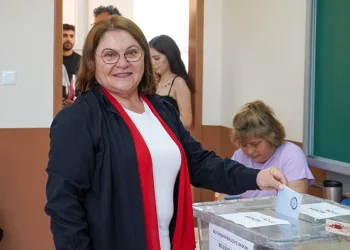 Didim’in ilk kadın belediye başkanı oldu