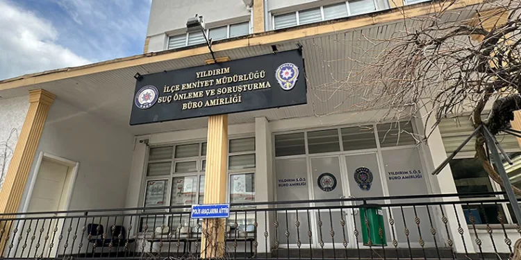 Reşit olunca ilk işi uyuşturucu satmak oldu