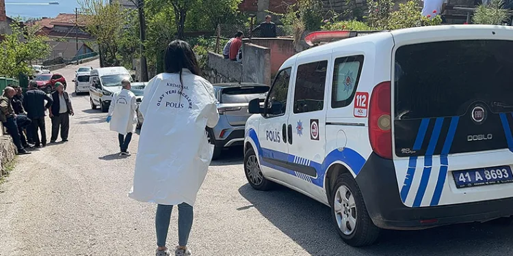 41 yaşındaki kadın evinde ölü bulundu
