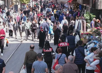 Bursa polisi bayram öncesi çarşı bölgesinde kuş uçurtmadı