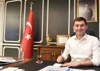 “Belediyeyi 787 milyon lira borçla devraldık”