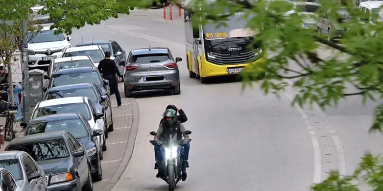 Bursa’da kural ihlali yapan sürücülere anlık fotoğrafla uyarı